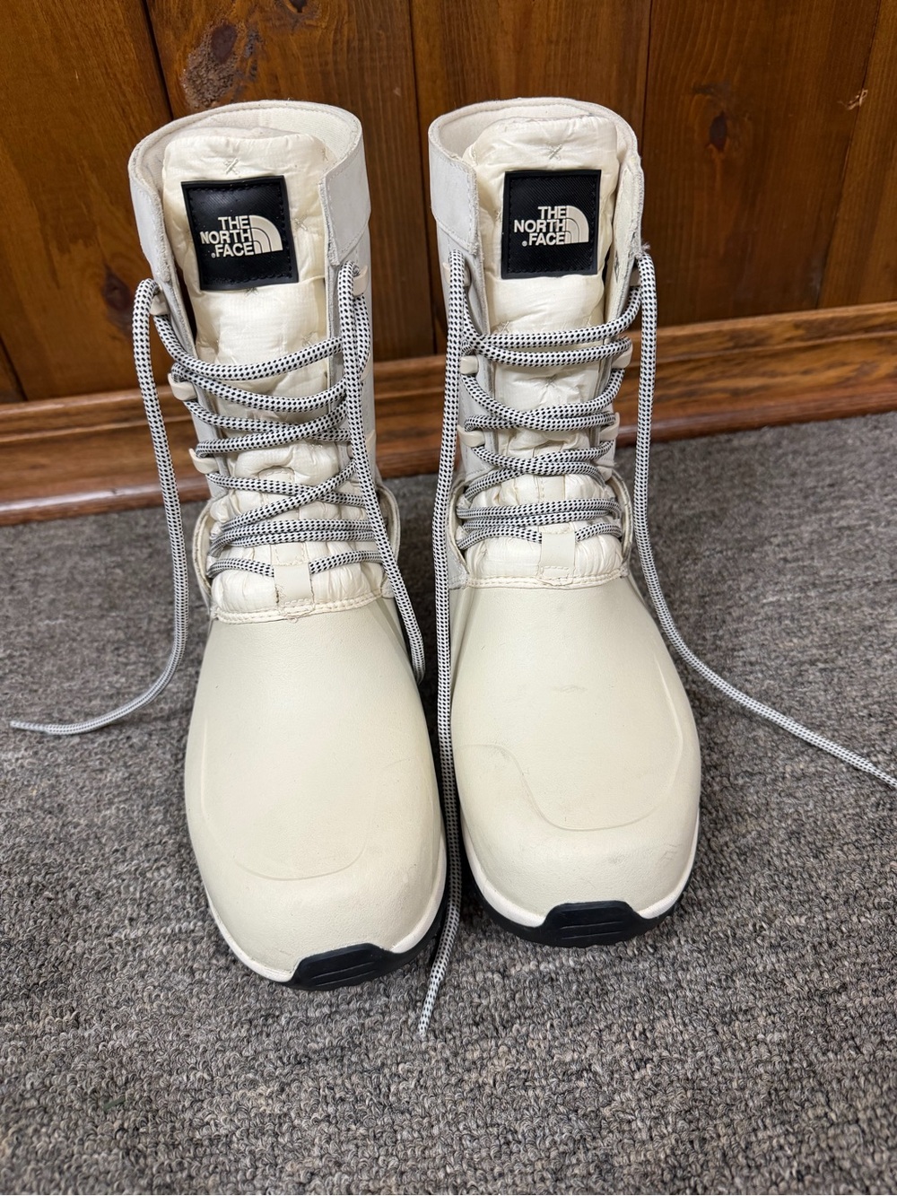 The North Face Cream Lace-Up Insulated Winter Boots